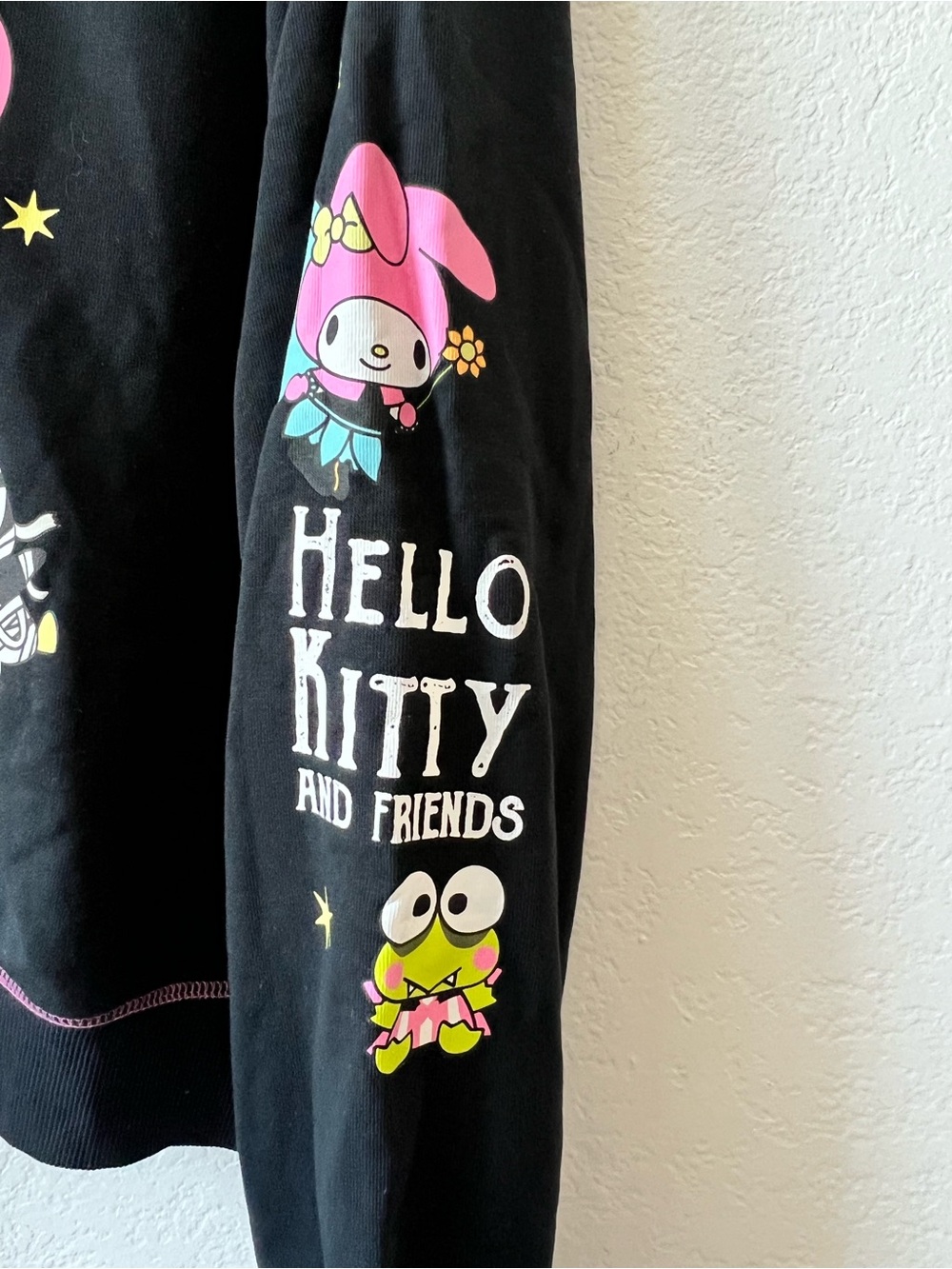 Sanrio Hello Kitty and Friends Halloween glow-in-the-dark graphic sweatshirt - Picture 3 of 5